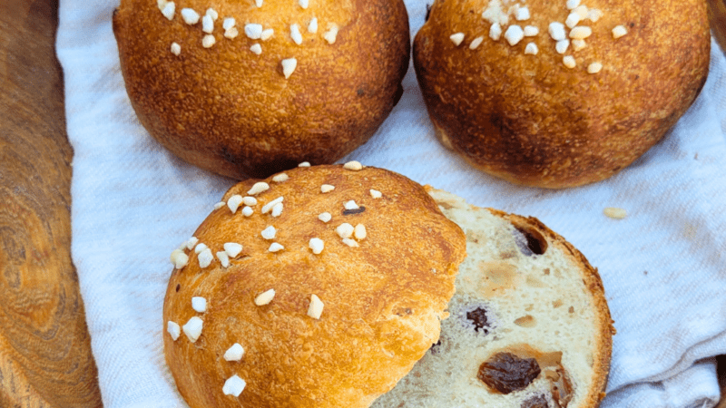 Süßes Gebäck mit Sauerteig - KRÜMELIG