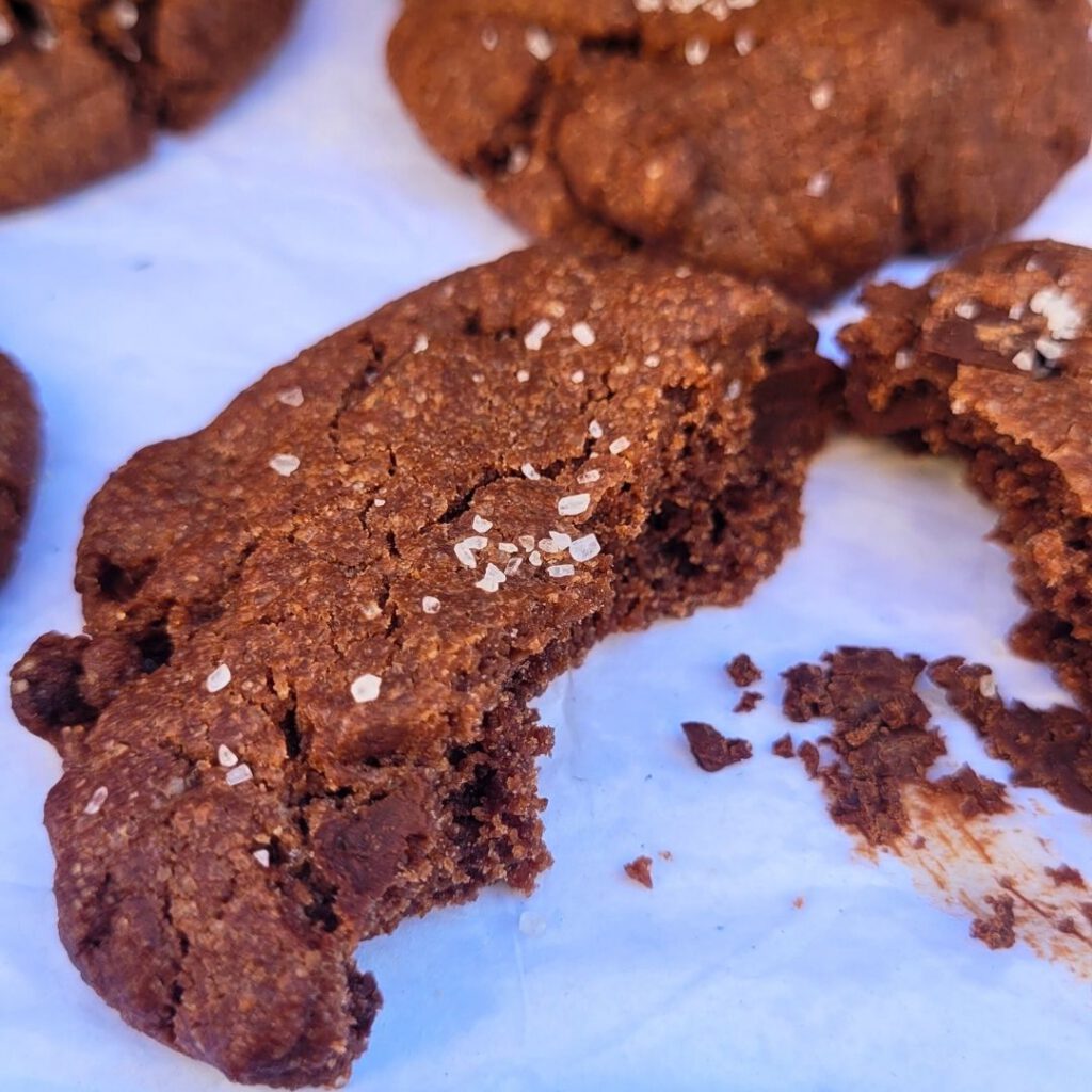 Sourdough cookies with chocolate