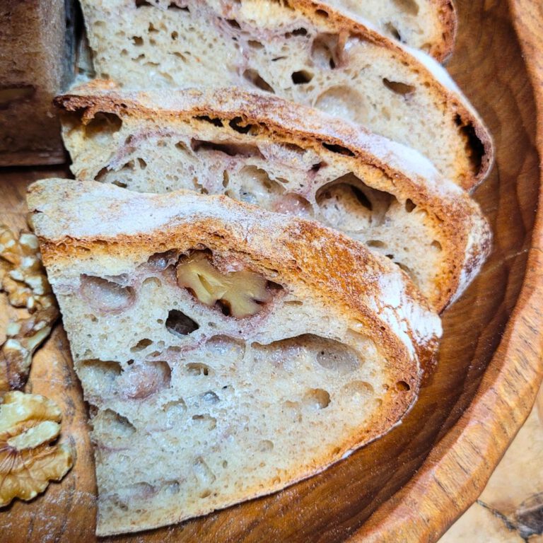 6-Kornbrot mit Sauerteig - KRÜMELIG