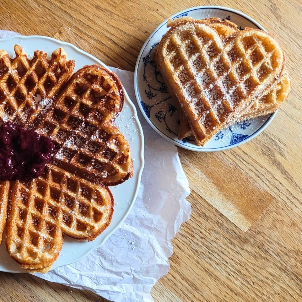 Wholegrain waffles with spelt flour