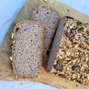 Buchweizenbrot aus drei Zutaten